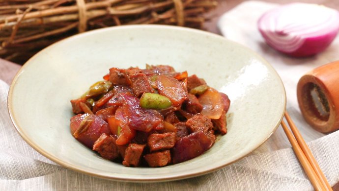黑椒牛肉粒―迷迭香