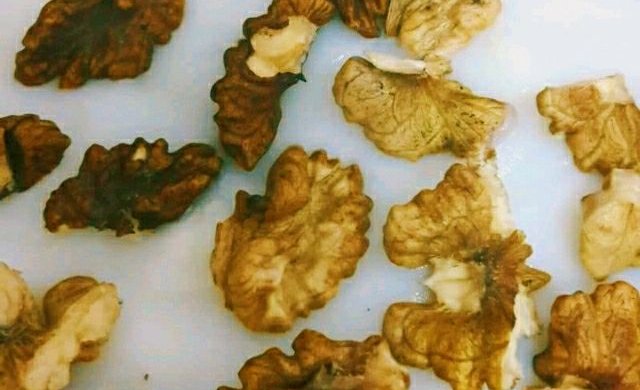 云南甜品~鲜奶米布（核桃仁）