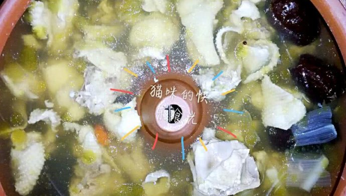 三七汽锅鸡