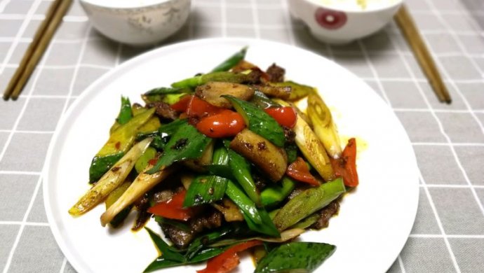 青蒜回锅肉