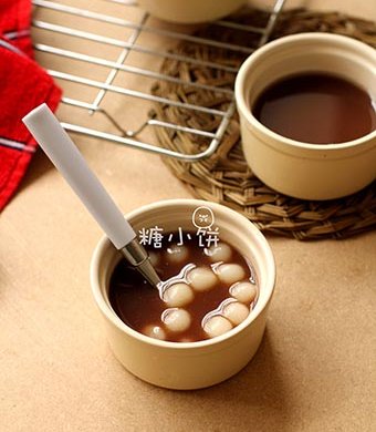 【豆沙圆子】