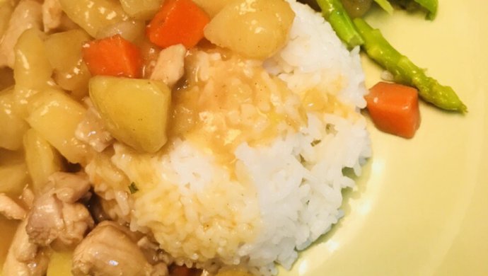 咖喱土豆鸡丁饭