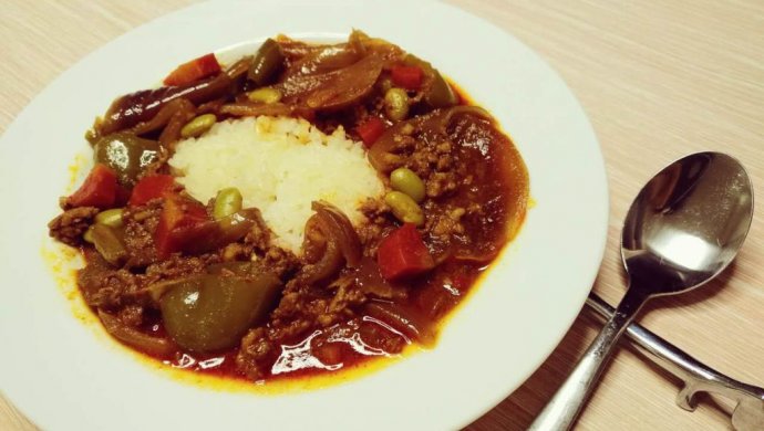 肉沫泰式红咖喱饭