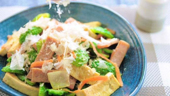 ?浪料理：炒苦瓜