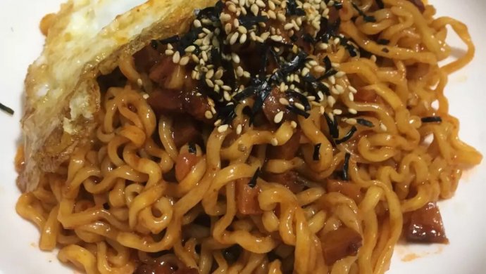 再也不会买的…热辣火鸡面
