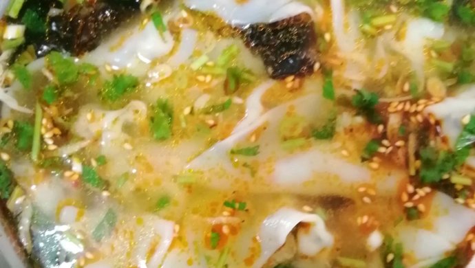 素馅馄饨