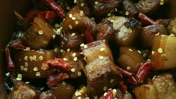 狼哥炖肉