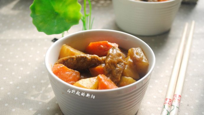咖喱牛腩