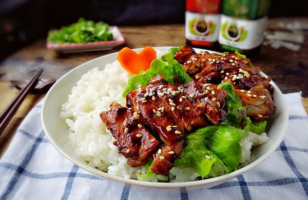 照烧鸡腿饭