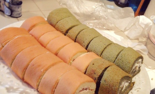 椰奶味瑞士蛋糕绿茶卷