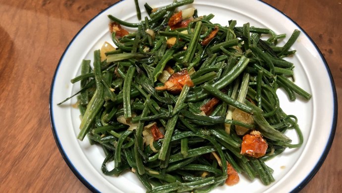 蕨菜炒荞菜