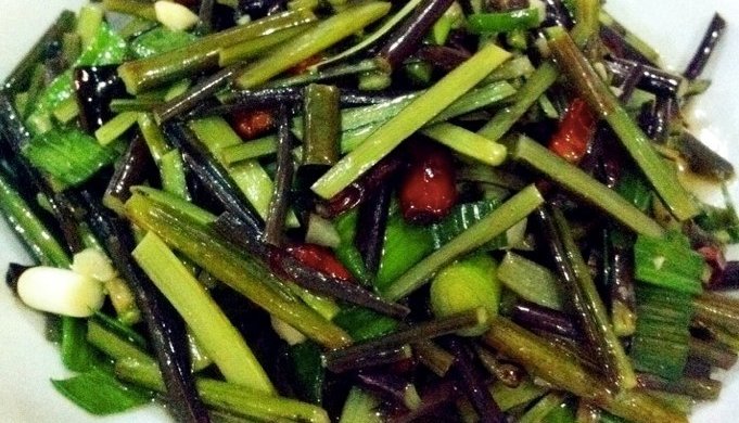 韭菜炒蕨菜