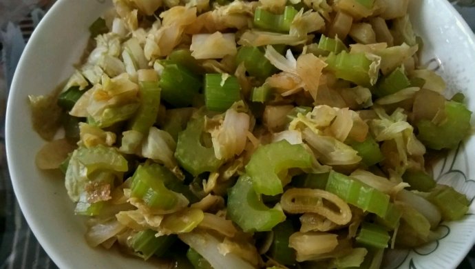 白菜炒芹菜