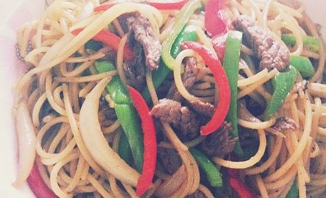 黑椒牛柳炒意大利面