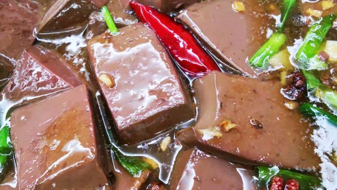 炖鸭血