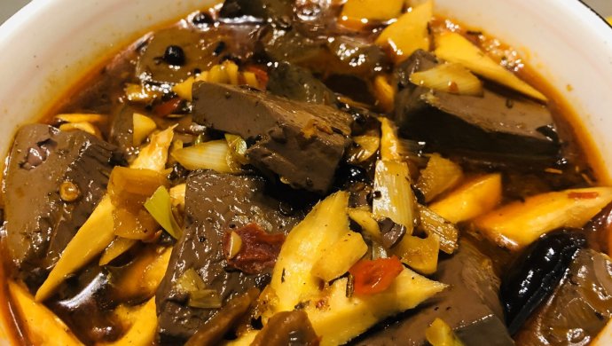 冒鸭血