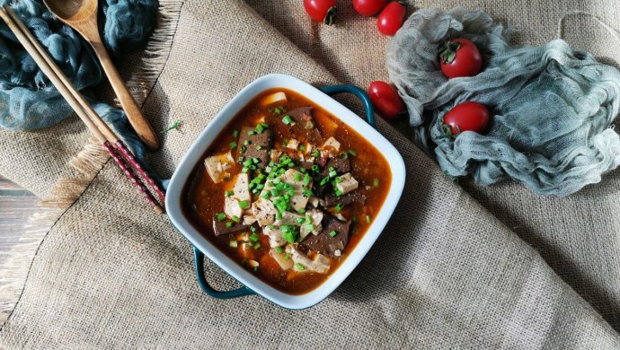 鸭血豆腐