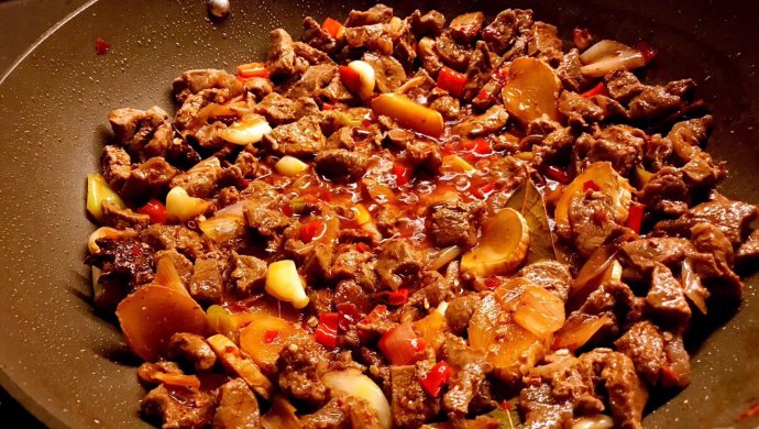 大口吃肉 增强免疫力――红烧香辣牛腱子