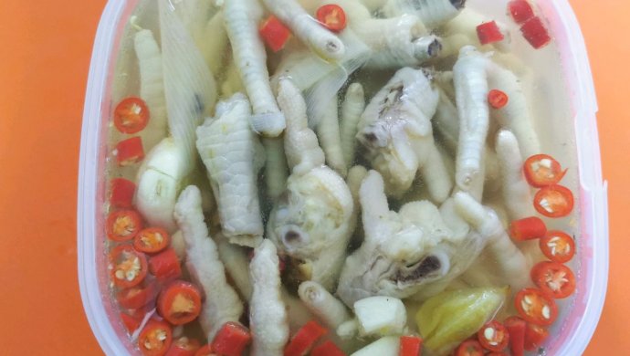 疫情宅家必备零食～泡椒凤爪