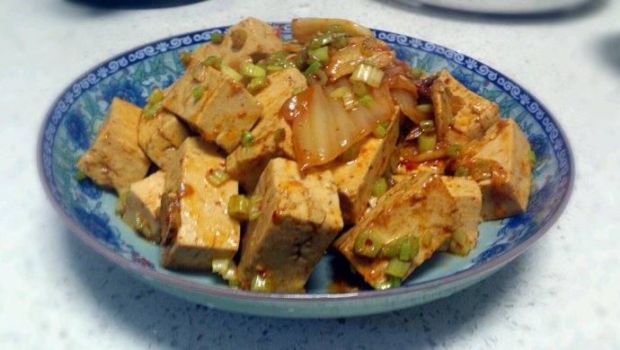 开胃补钙--辣白菜焖豆腐
