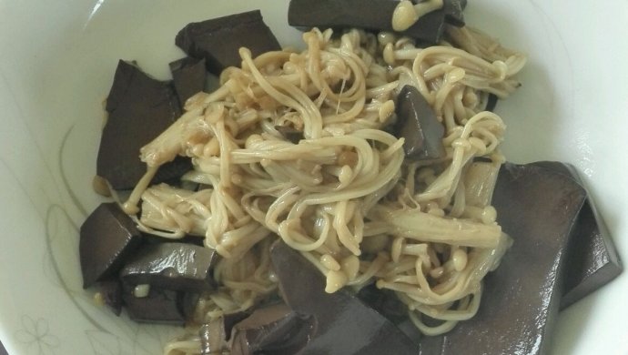 鸭血金针菇