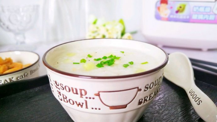 青瓜虾米粥 （时令补钙清暑热）