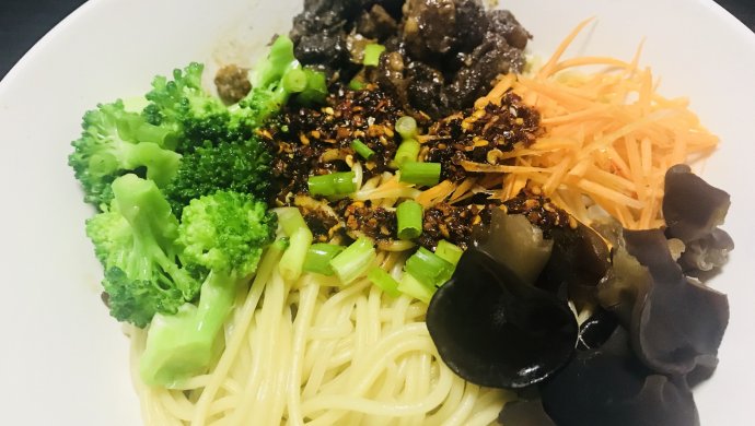 “红烧牛肉”增强免疫力,帮助身体抵御疫情