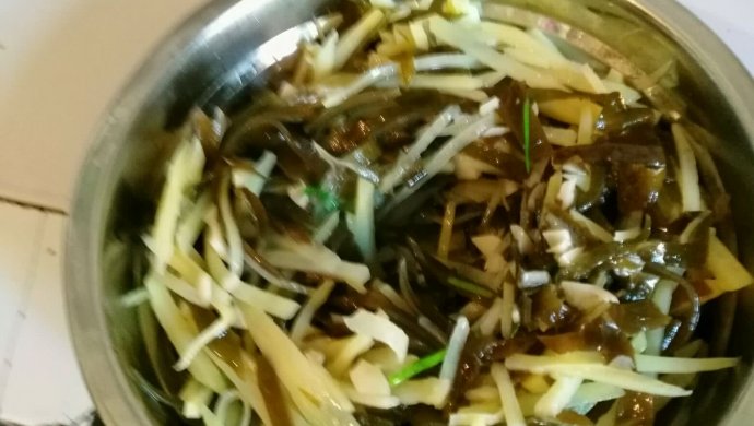 清淡饮食＃土豆丝海带丝双拼