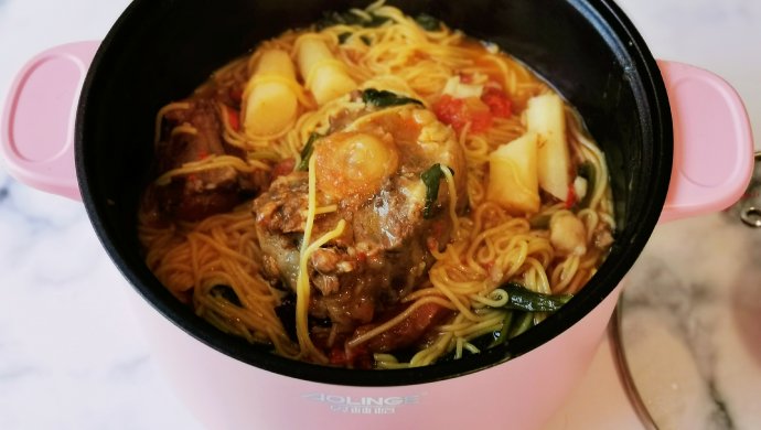 牛尾汤面