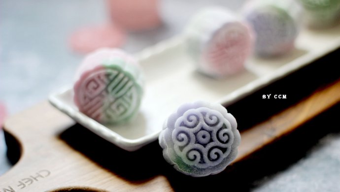 玉色冰皮月饼