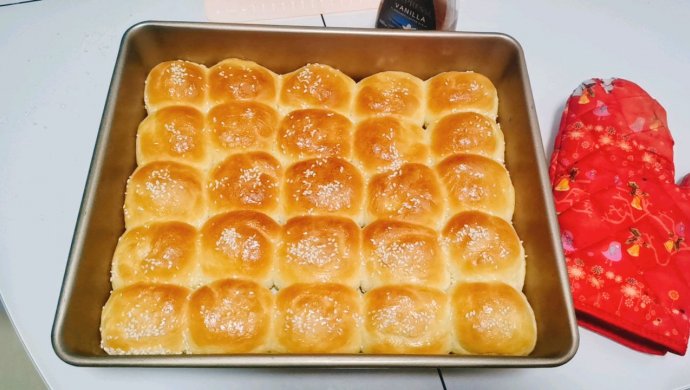 手揉版简单易做奶香小餐包（小面包）