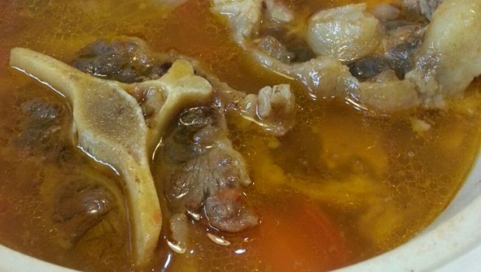 清炖番茄牛尾汤