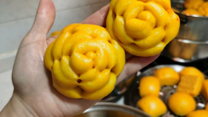 南瓜花朵馒头
