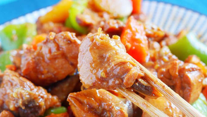 黄焖鸡?色香味俱全