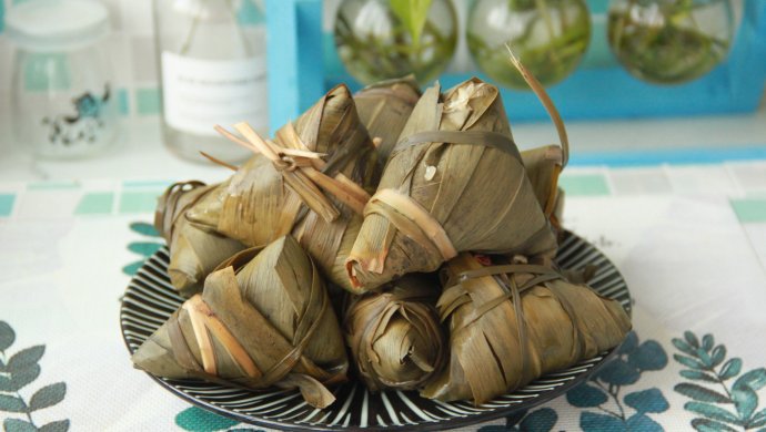 鲜肉鸭蛋黄粽子（内含红豆大枣口味）