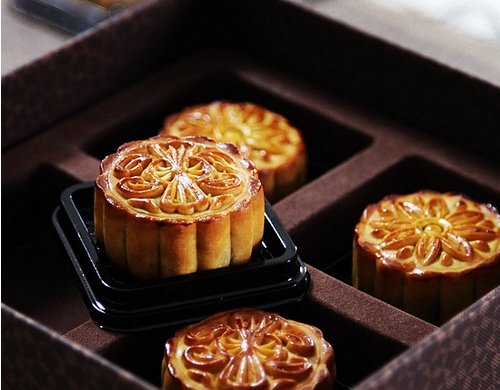 广式豆沙月饼
