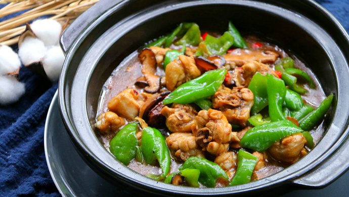 黄焖鸡米饭的黄焖鸡