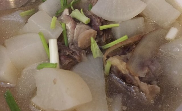 萝卜牛尾汤