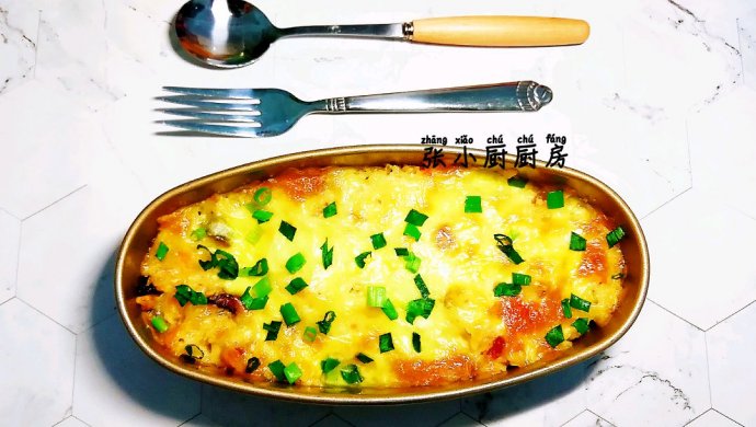 腊肠腊肉芝士焗饭