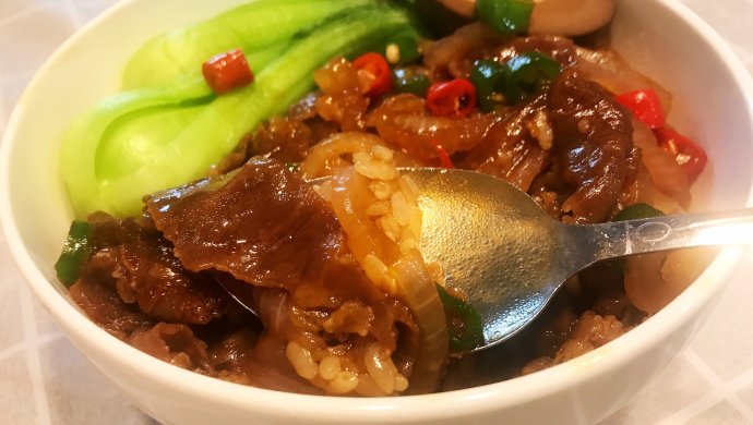 比吉野家还好吃哒肥牛饭