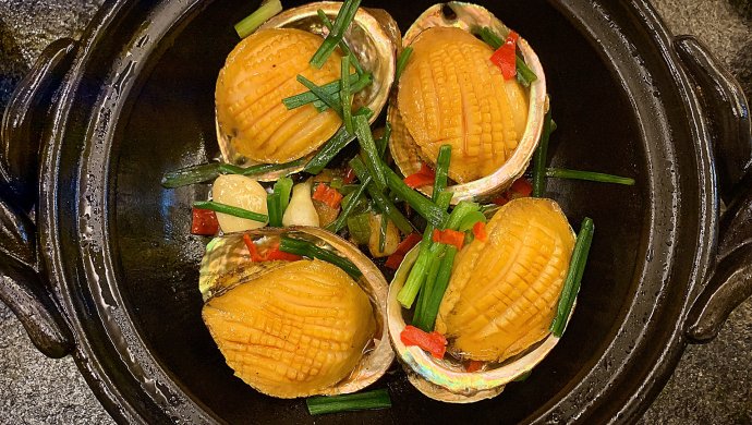 粤式生焗大鲍