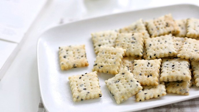 黑芝麻苏打饼干
