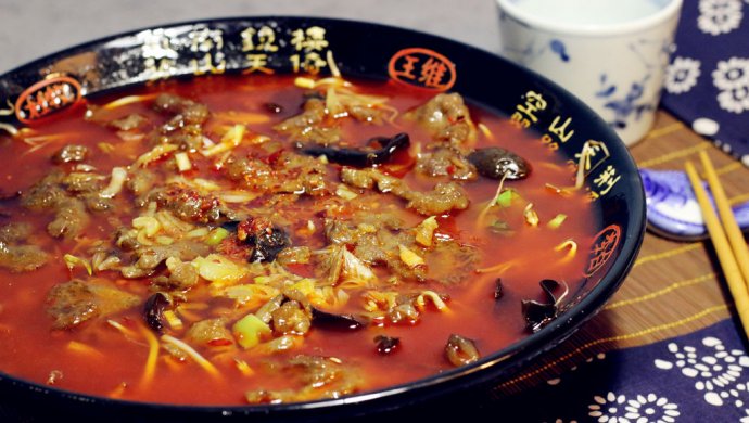 水煮牛肉