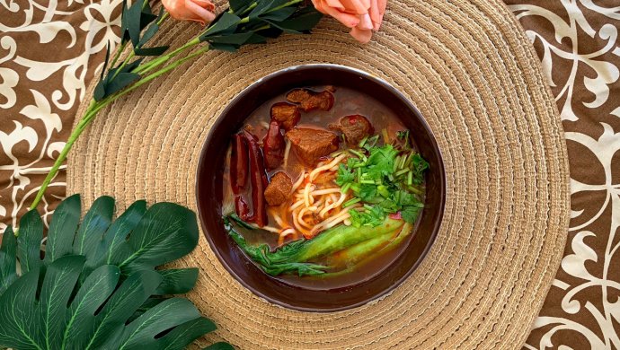香辣牛肉面秘?好吃到停不下来