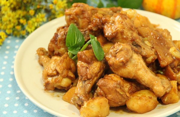 土豆烧鸡翅根