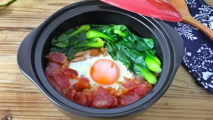 砂锅腊肠煲仔饭