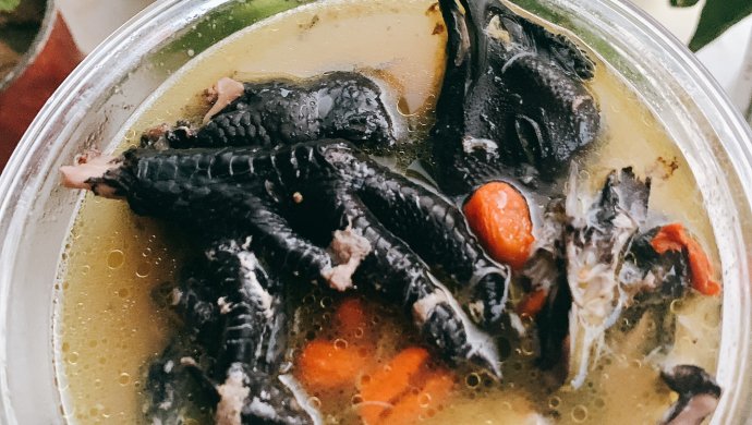 红枣枸杞乌鸡汤(电饭煲版)
