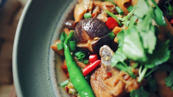 秒杀饭馆味道的黄焖鸡米饭，你不想试试吗？