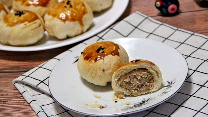 顺家私房菜――鲜肉榨菜月饼