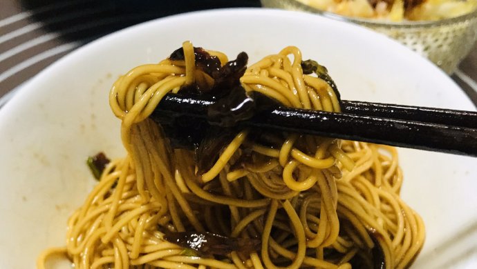 香飘万里就是你~“葱油拌面”